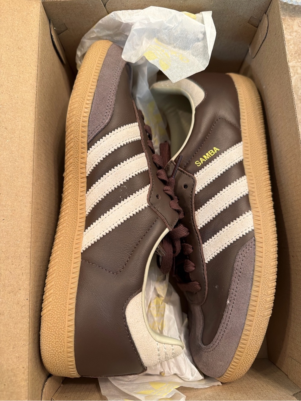 adidas Samba Men’s Brown with Cream Stripes Sneakers Adidas Samba OG ID1481